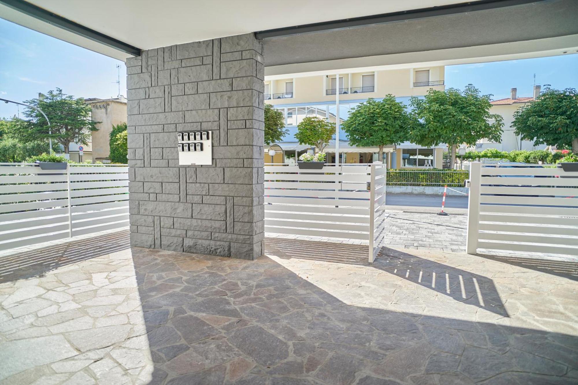 Villa Borghesi Suites Fronte Mare Rímini Exterior foto